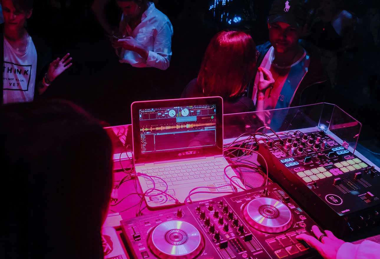 Sample post with format chat